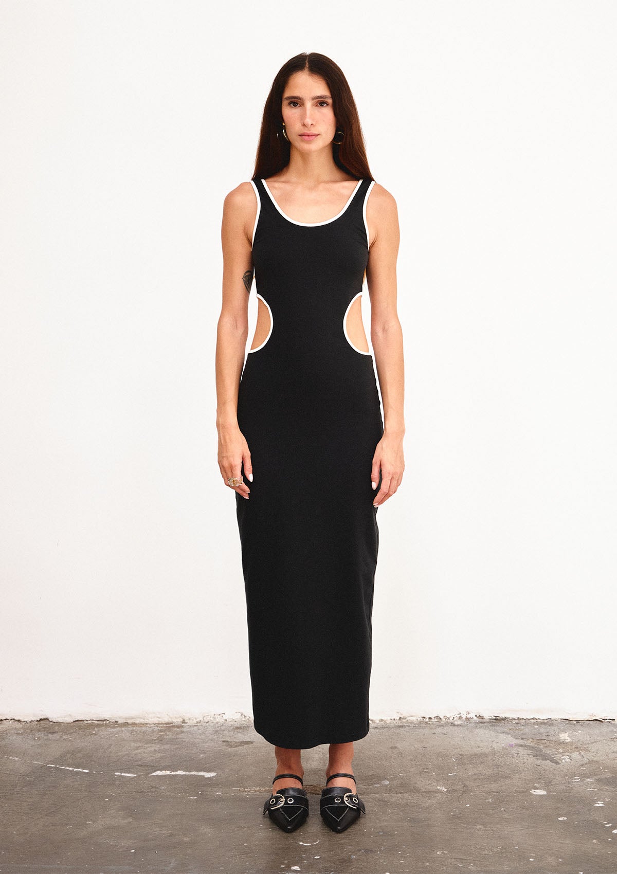 Jacaranda Black Feners