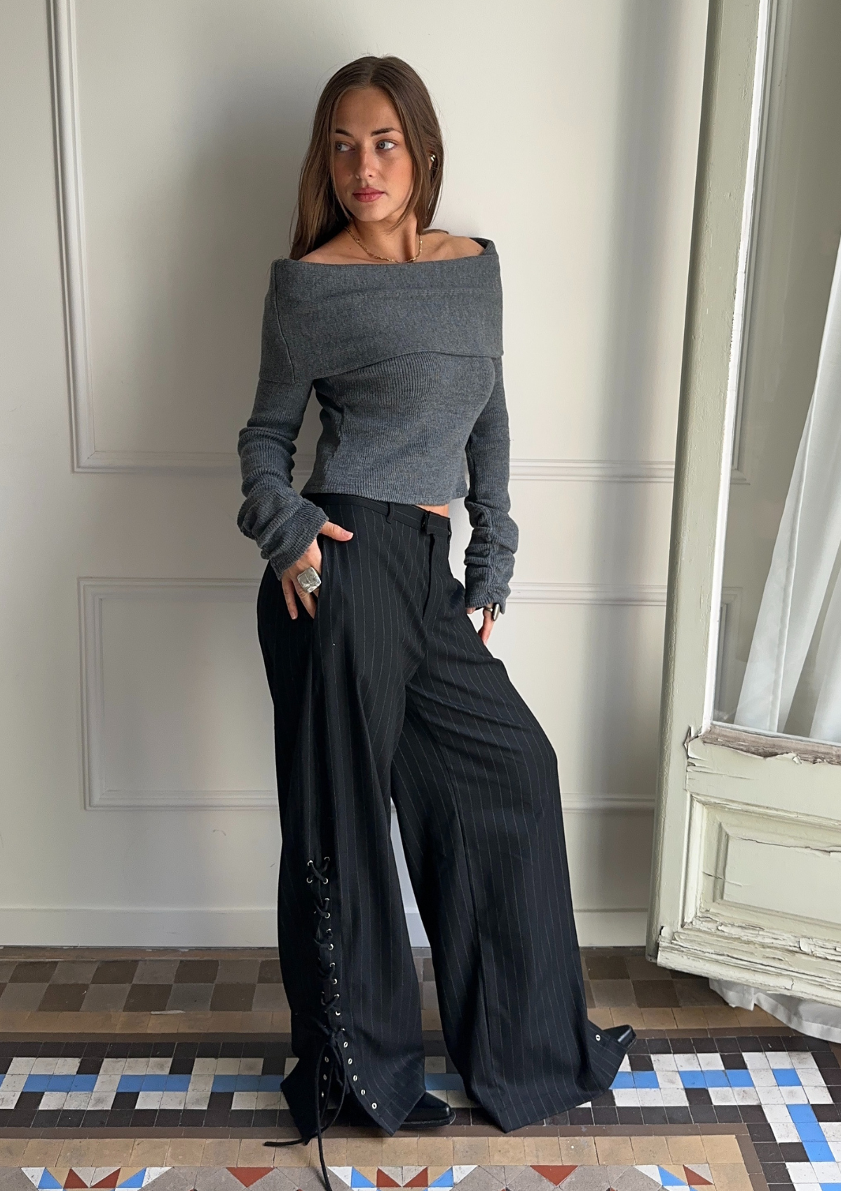Caricia Gris Top