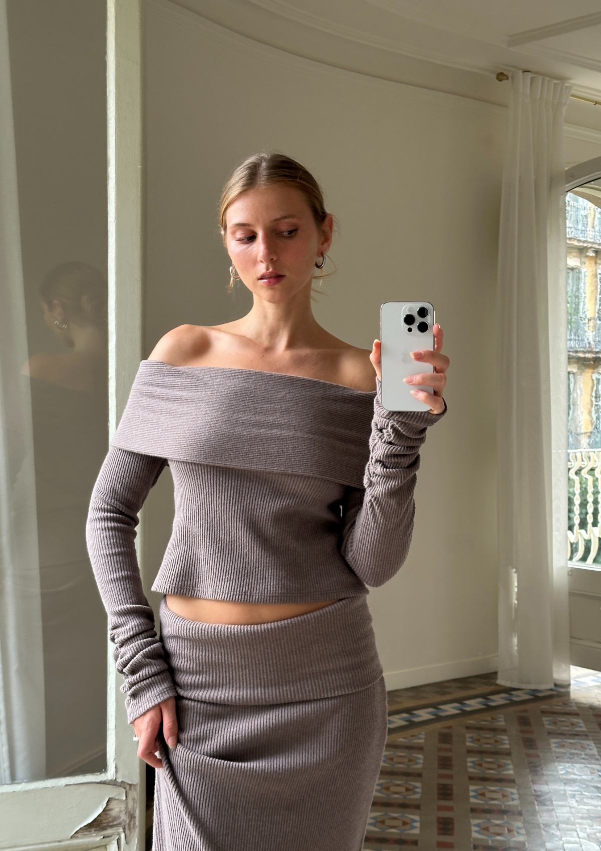 Caricia Taupe Top