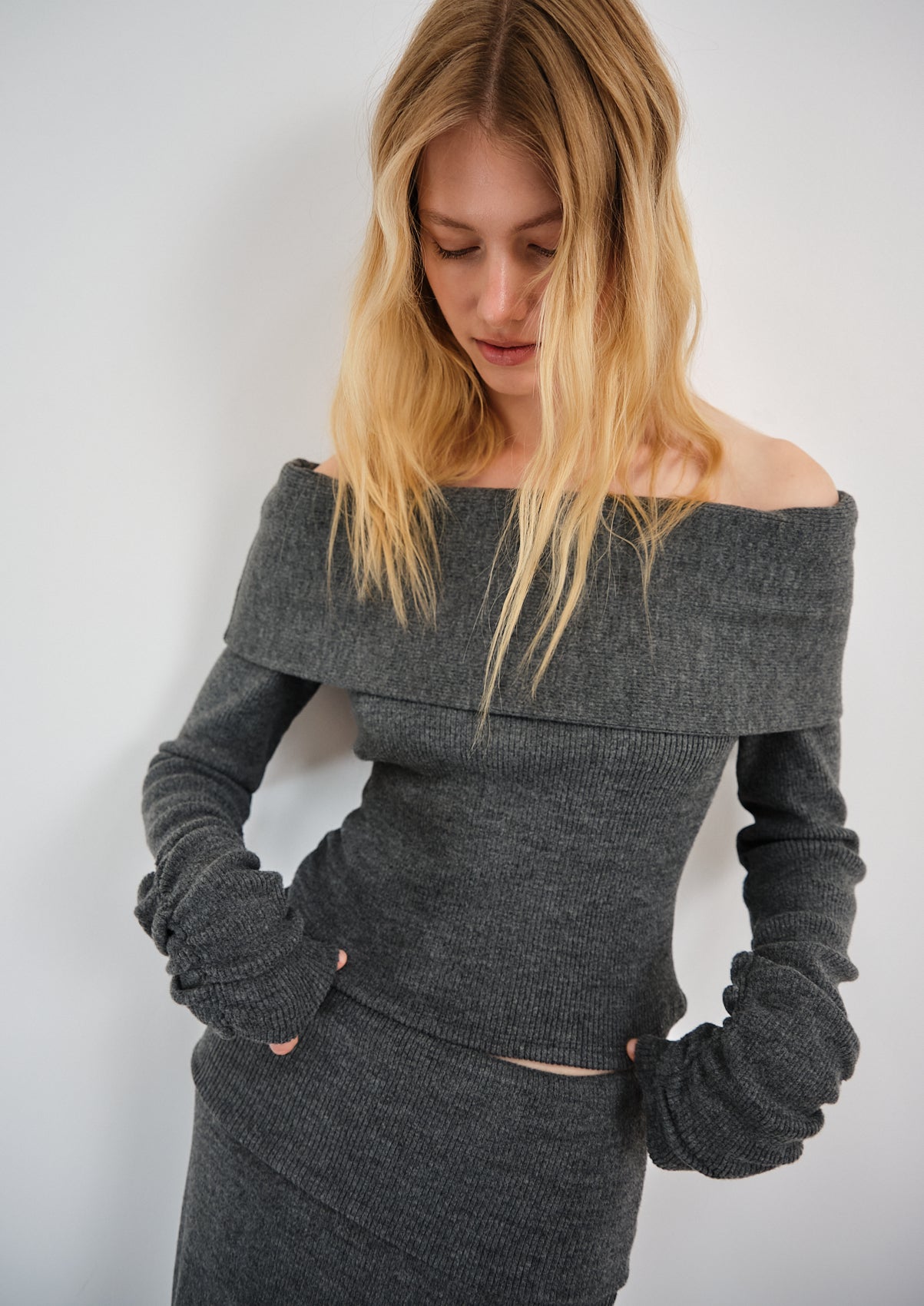 Caricia Gris Top